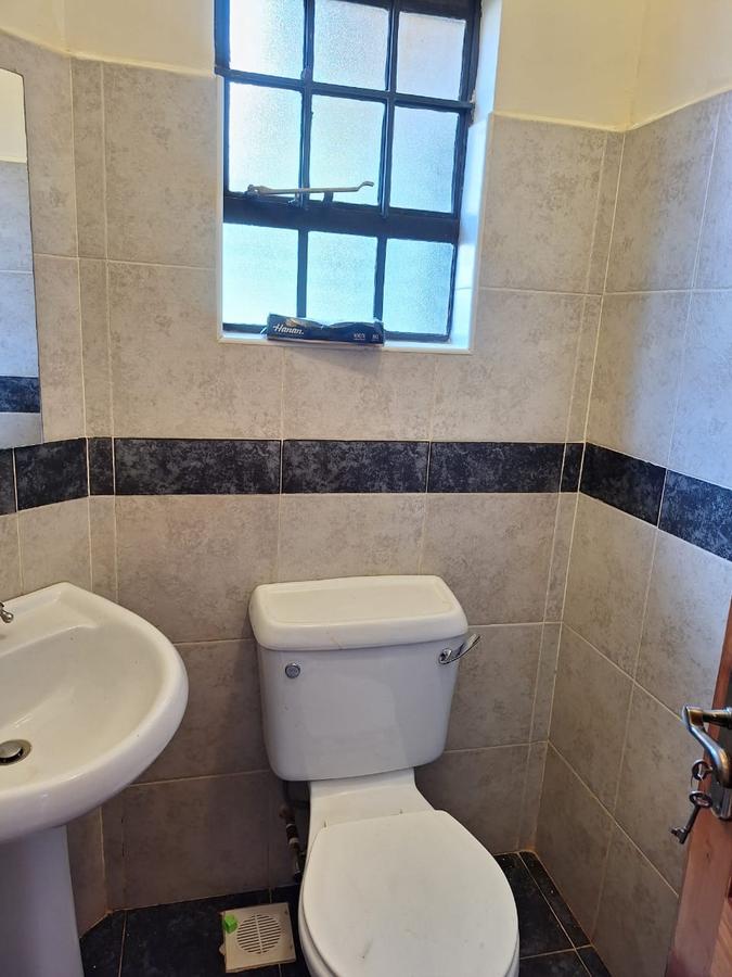 4 Bed Townhouse with En Suite in Spring Valley - 12