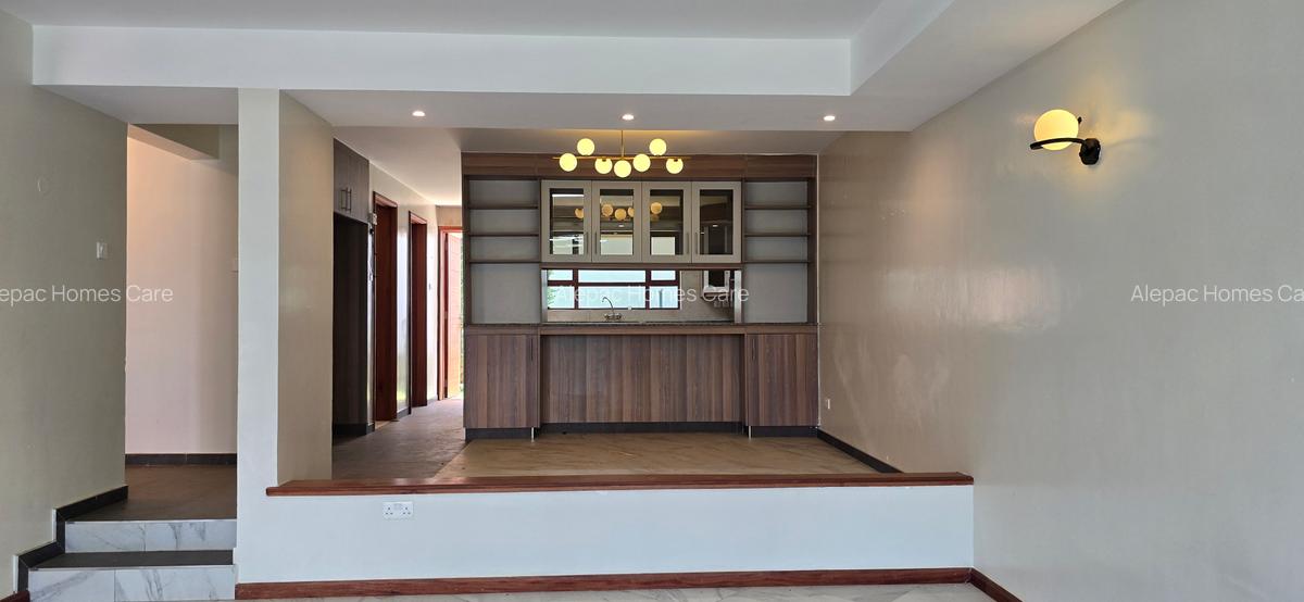 5 Bed Townhouse with En Suite at Eastern Bypass - 5