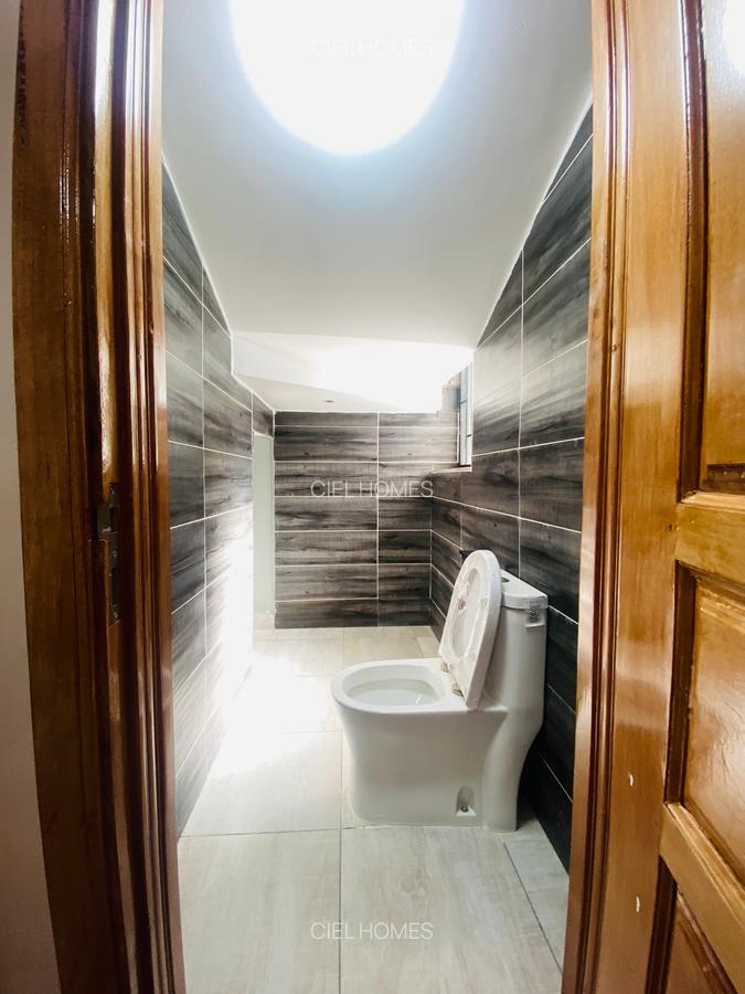 4 Bed Villa with En Suite at Eastern Bypass - 8