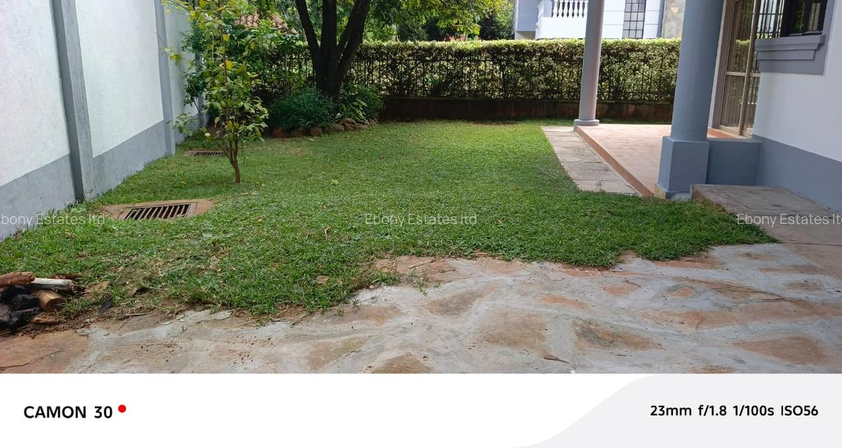 4 Bed Townhouse with En Suite in Lavington - 3