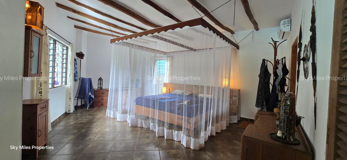 2 Bed Villa with En Suite at Mtwapa La-Marina - 16