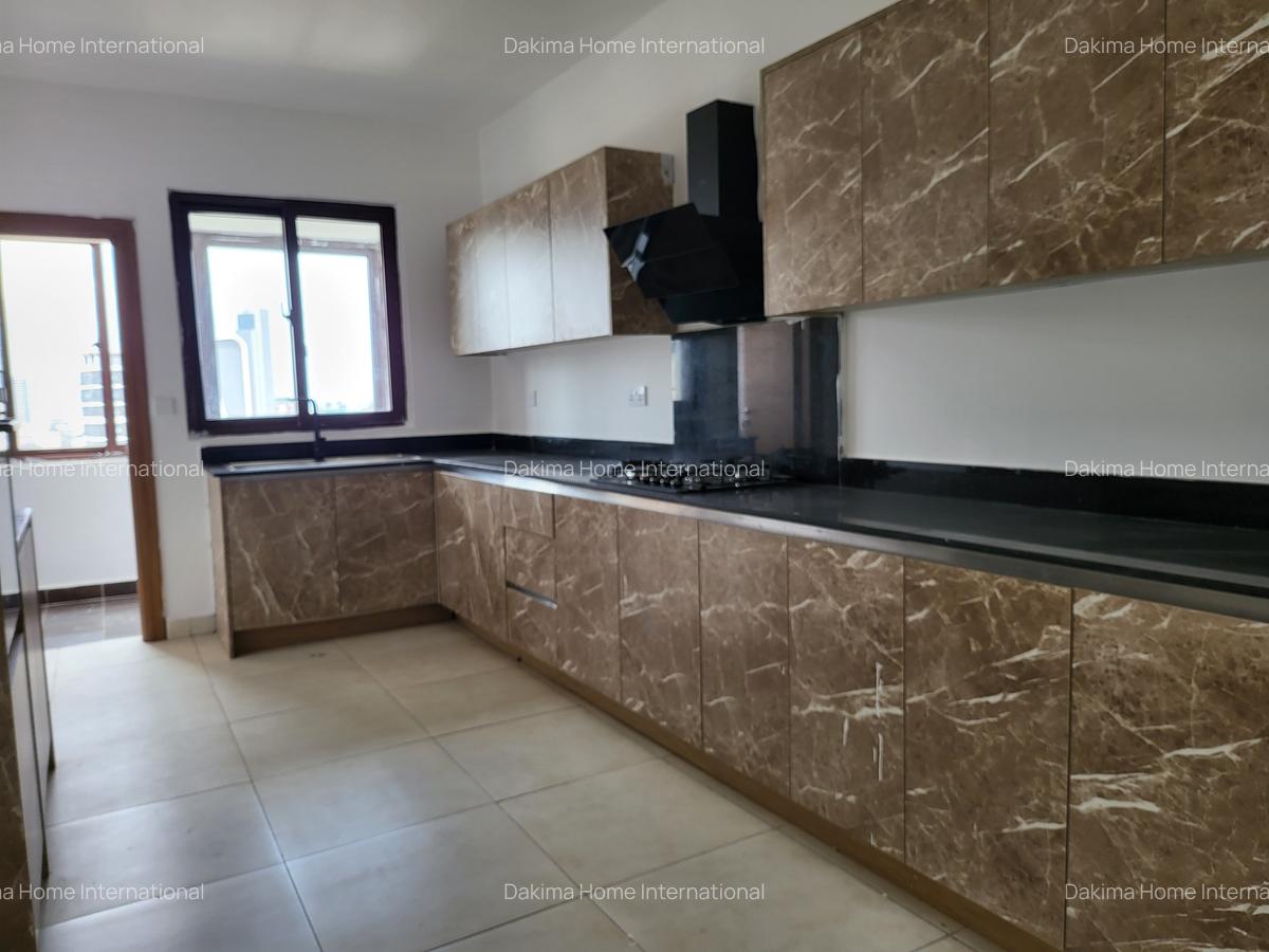 3 Bed Apartment with En Suite in Rhapta Road - 2