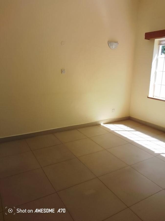 5 Bed House with En Suite at Muthaiga - 10