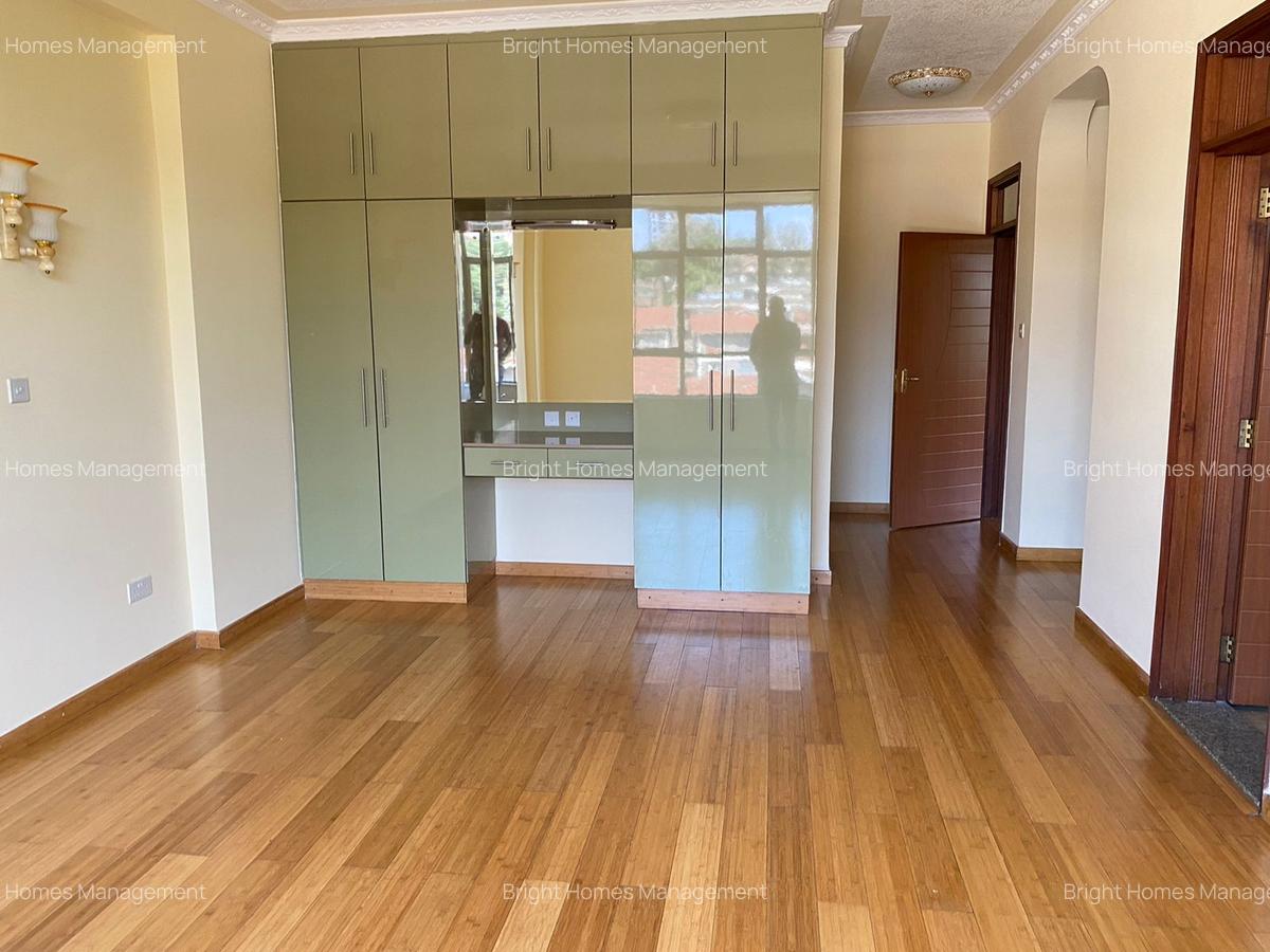 3 Bed Apartment with En Suite in Kilimani - 9