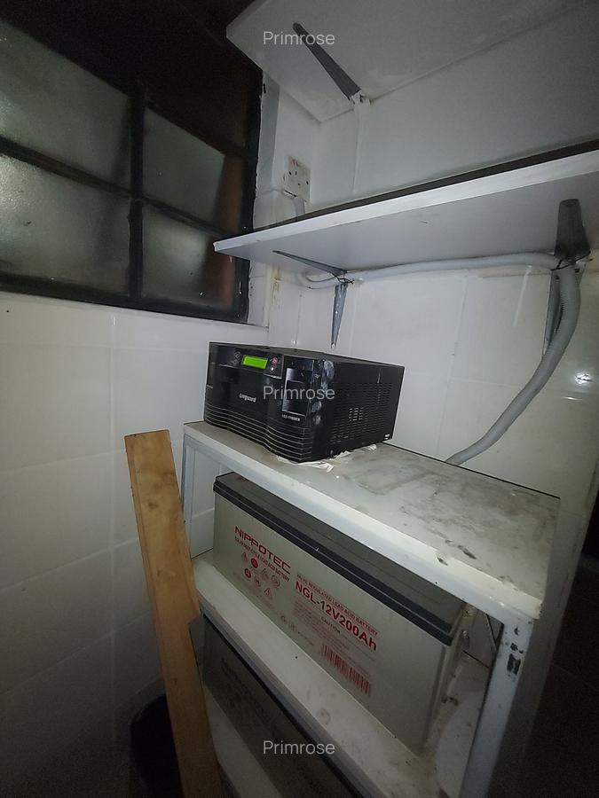 3 Bed Apartment with En Suite in Lavington - 12