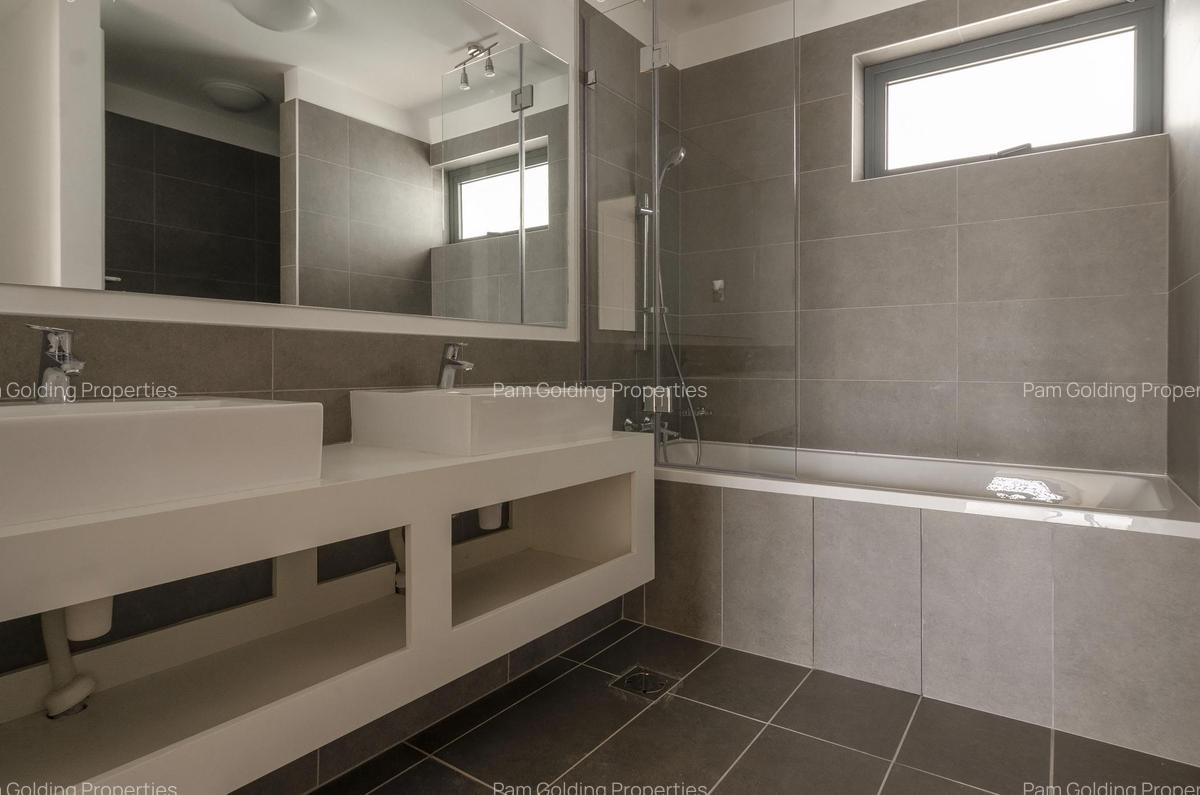 3 Bed Apartment with En Suite in Thika Road - 7