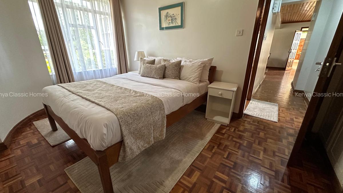 Serviced 1 Bed Apartment with En Suite at Lavington - 5