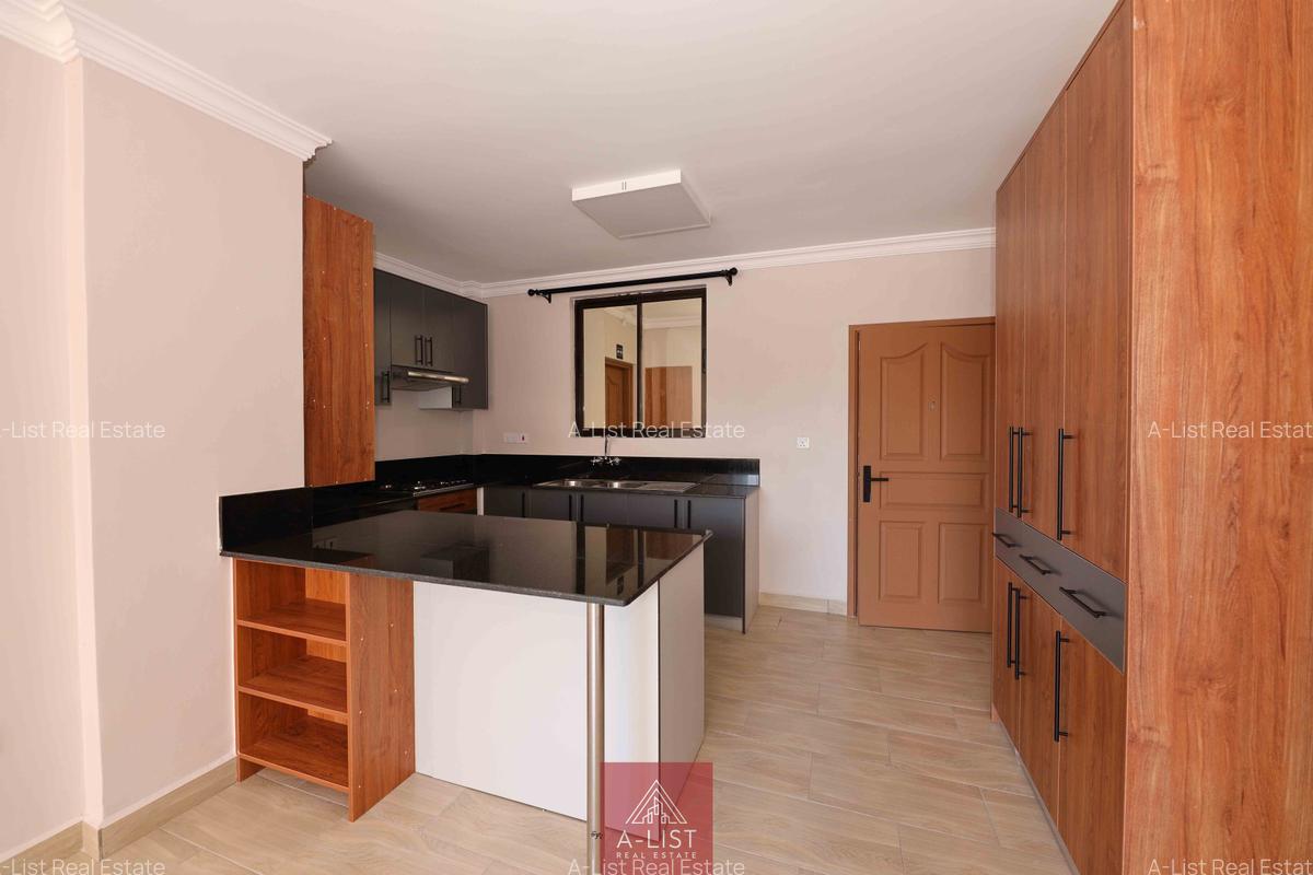 2 Bed Apartment with En Suite at Lantana Road - 9