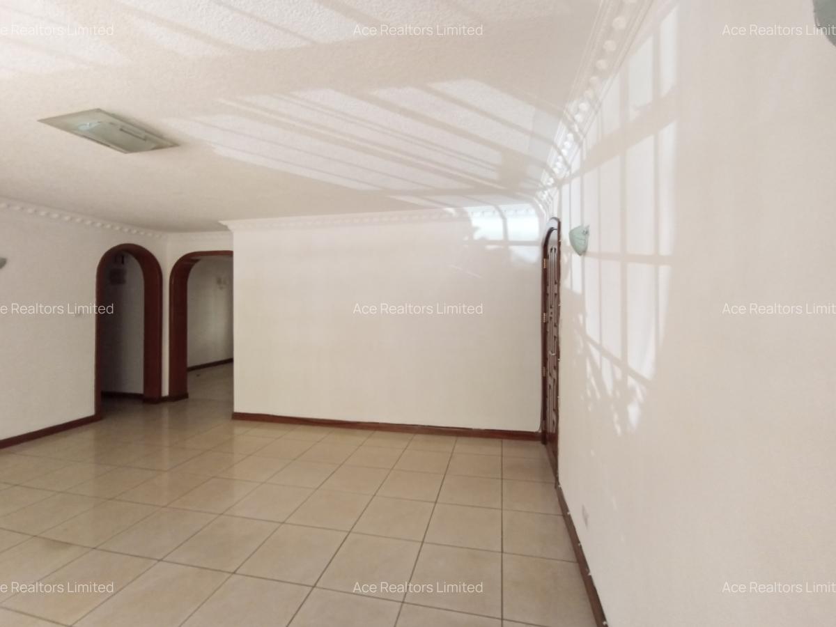 2 Bed Apartment with En Suite at Brookside Estate Westlands Nairobi - 4