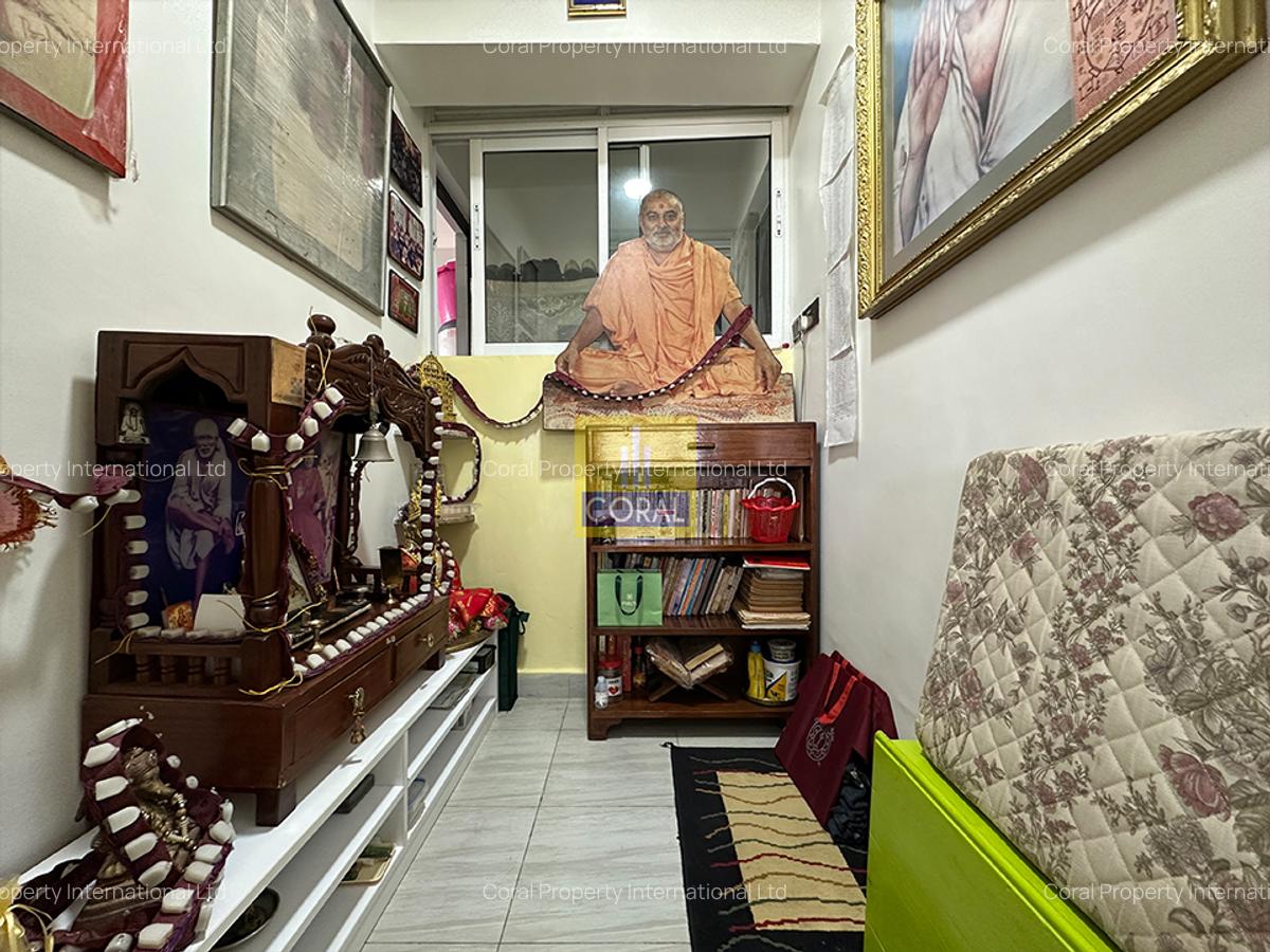 3 Bed Apartment in Parklands - 16