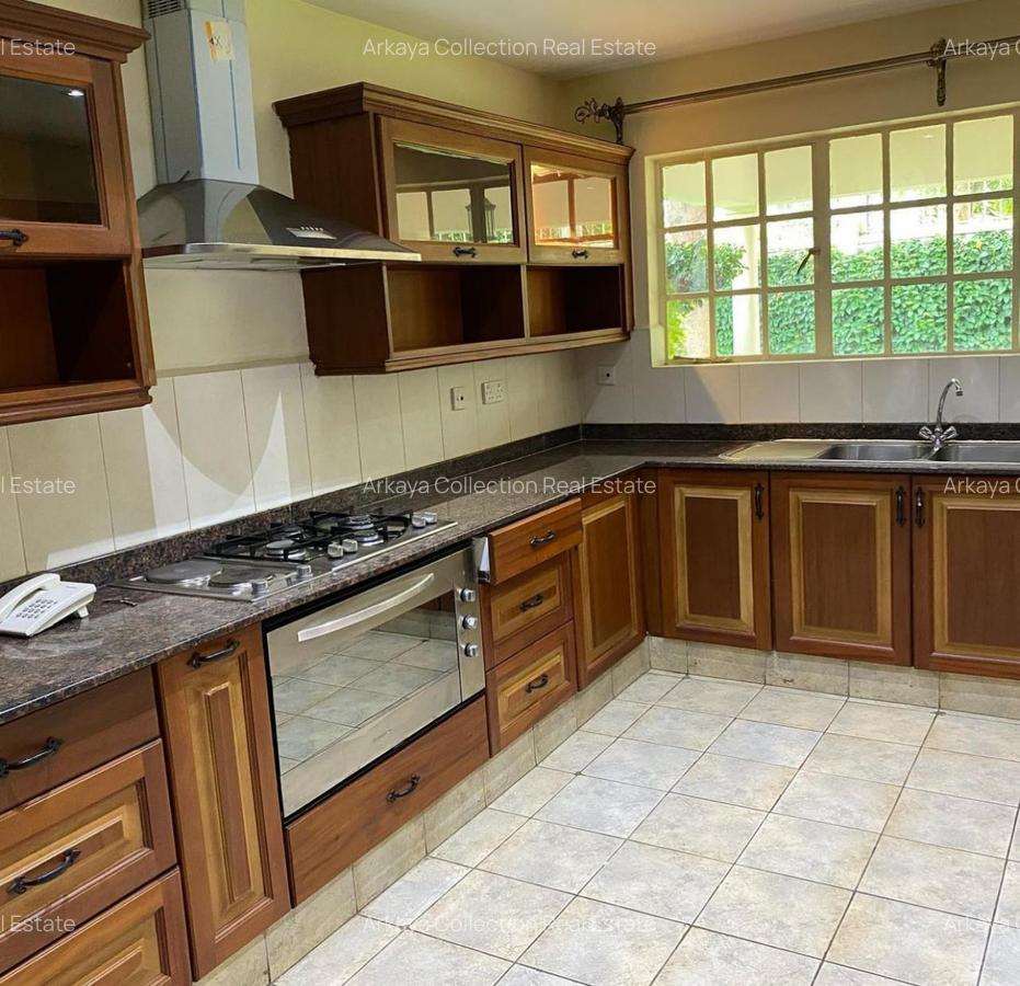 5 Bed Townhouse in Lavington - 4