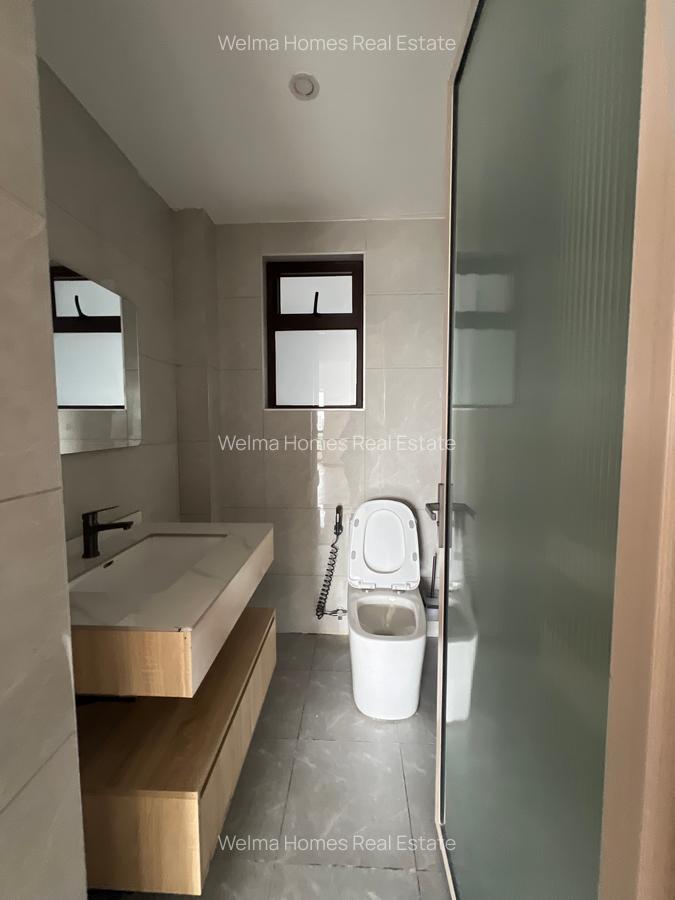 3 Bed Apartment with En Suite in Riverside - 13