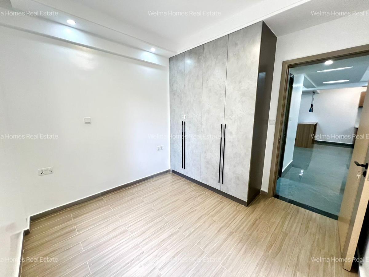 2 Bed Apartment with En Suite in Riverside - 9