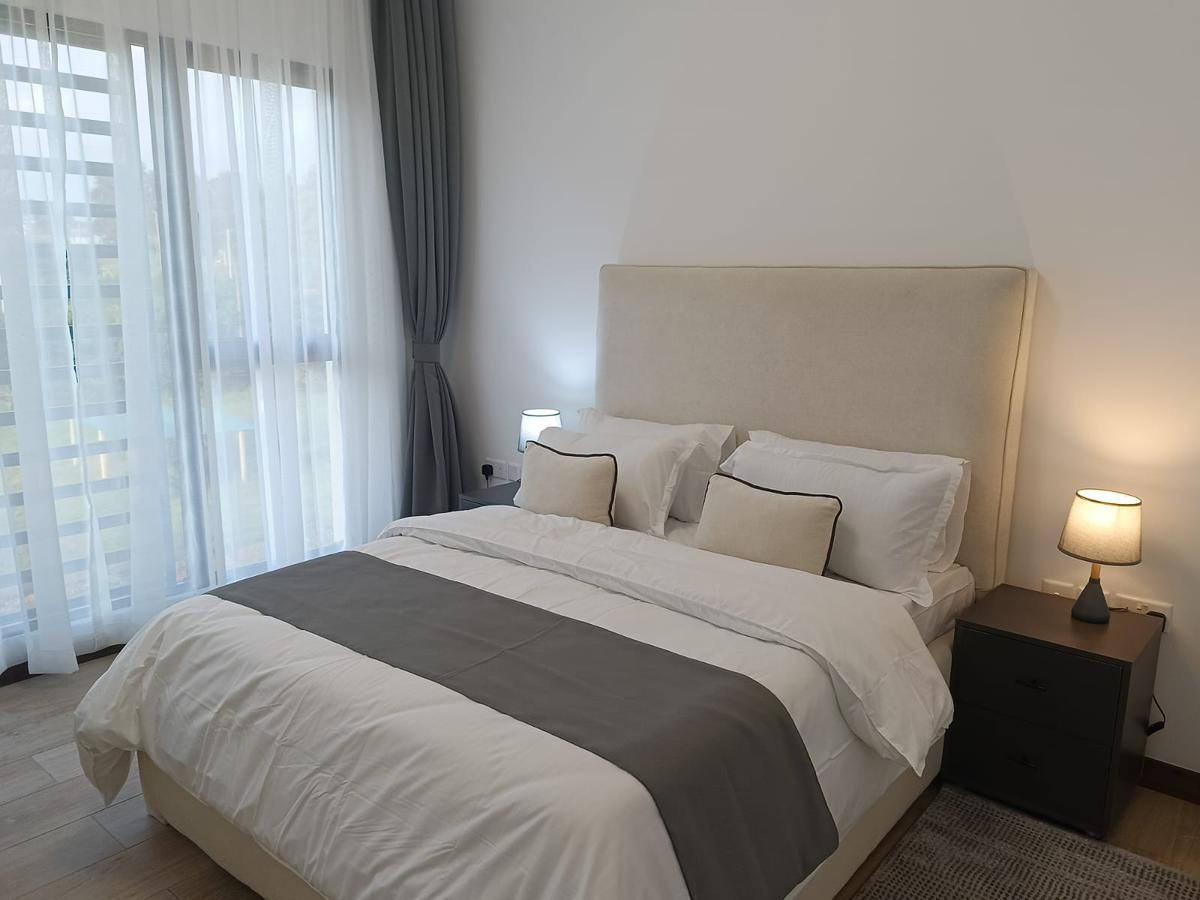 Serviced 2 Bed Apartment with En Suite at Two Rivers - 1