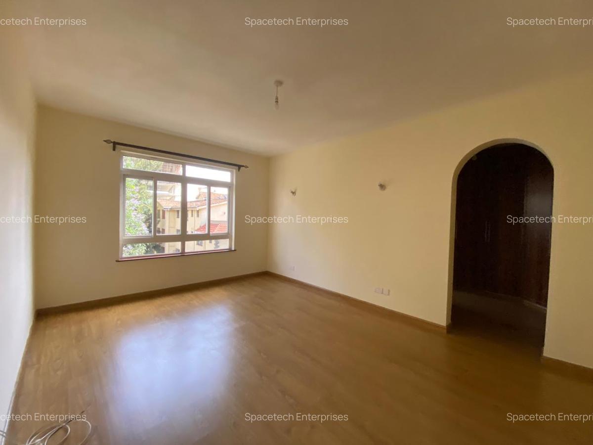 3 Bed Apartment with En Suite in Westlands Area - 6