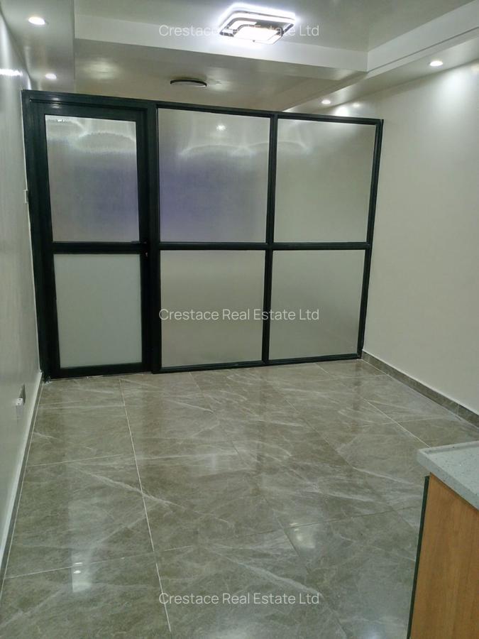 1 Bed Apartment with Gym in Kilimani - 4