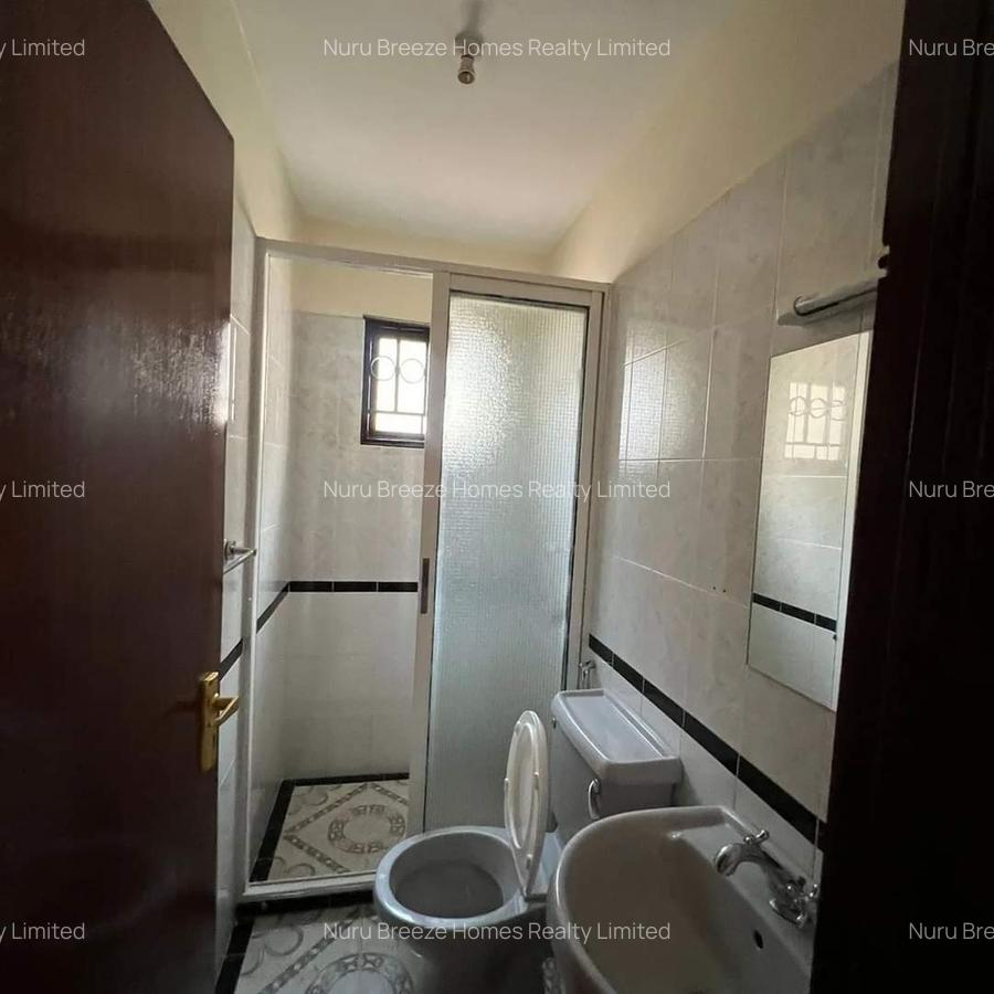 4 Bed Townhouse with En Suite in Lavington - 16