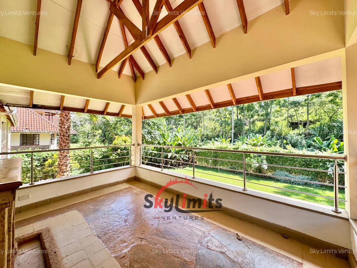 5 Bed Townhouse with En Suite in Rosslyn - 9