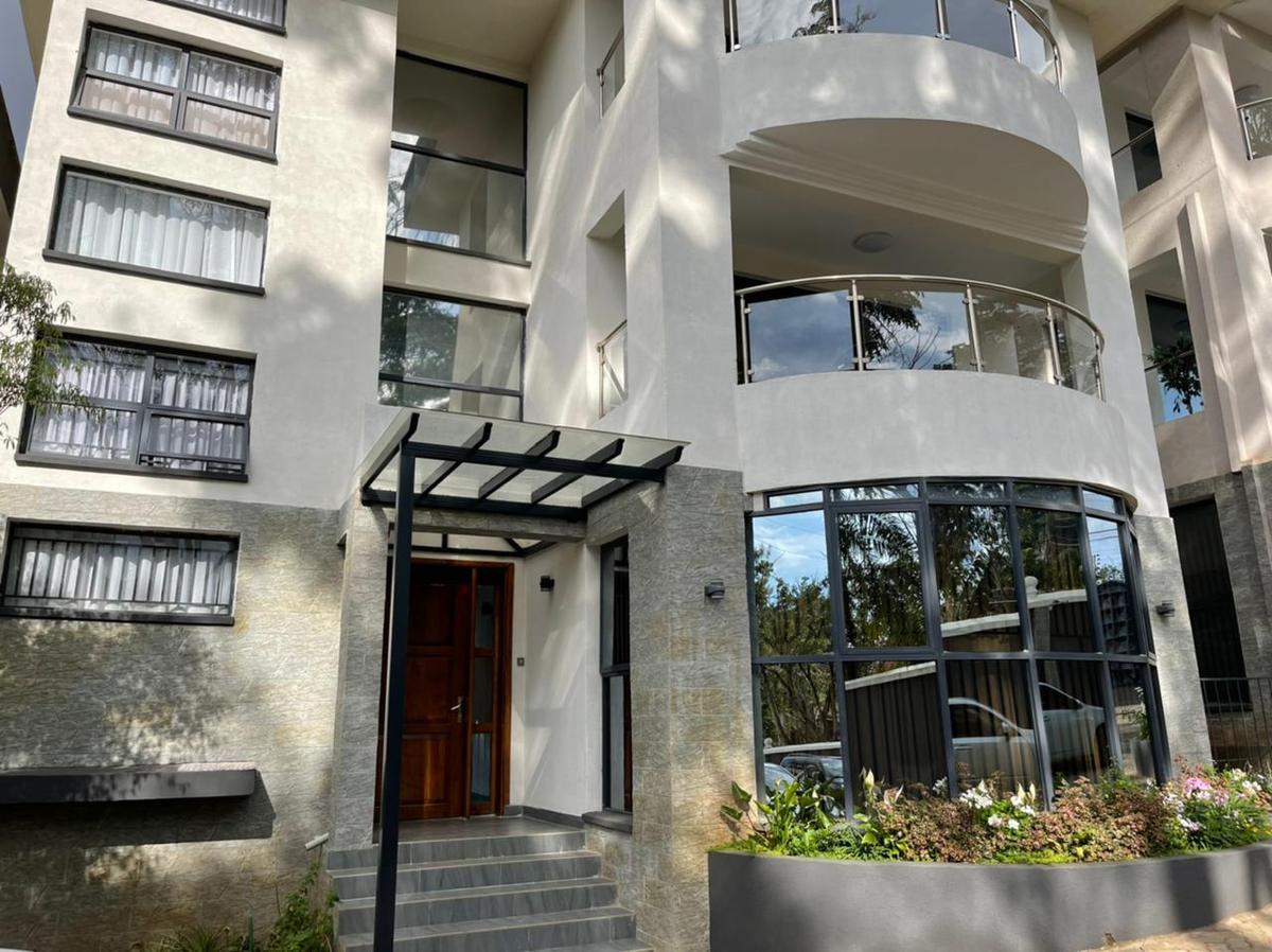 5 Bed Townhouse with En Suite in Lavington - 1