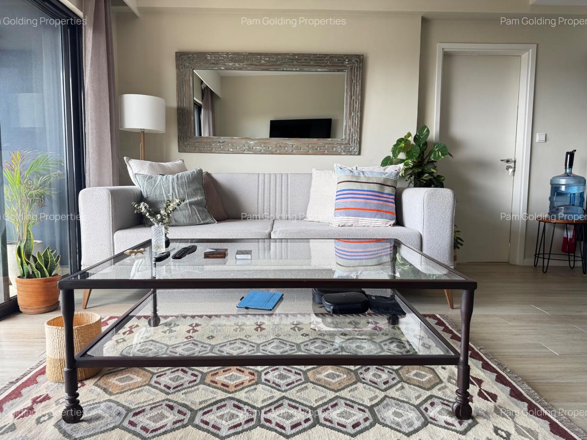 2 Bed Apartment with En Suite in Riverside - 3