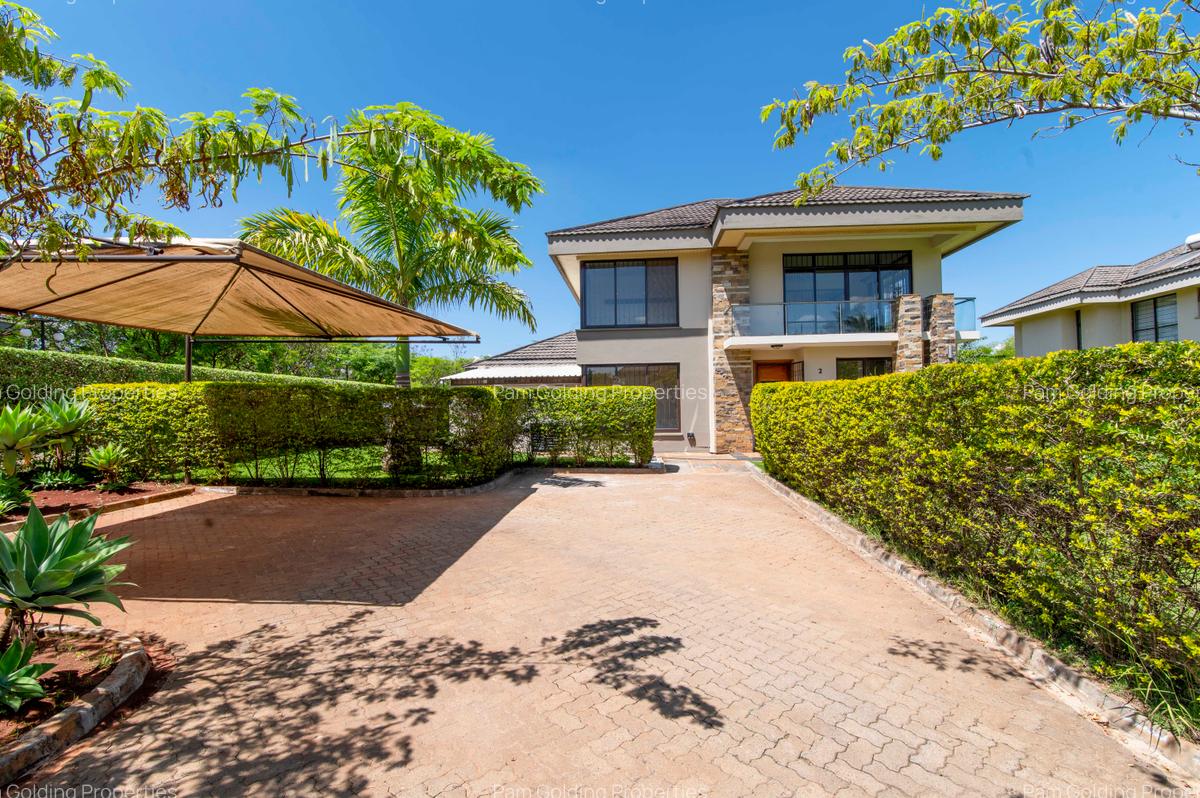 4 Bed House at Ridgeways Lane - 19