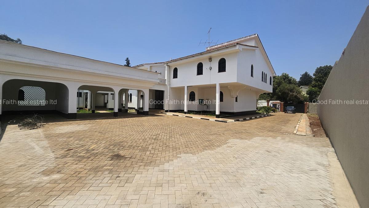 6 Bed House with En Suite in Gigiri - 2
