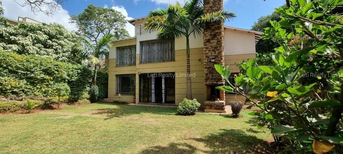 4 Bed Townhouse with En Suite in Lavington - 2