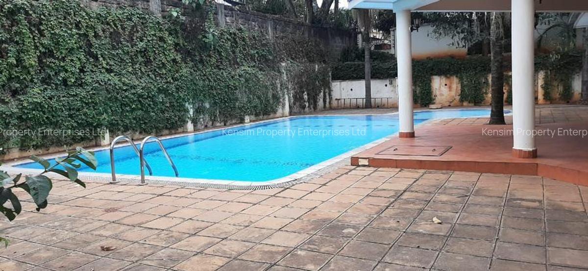 4 Bed Townhouse with En Suite in Spring Valley - 7