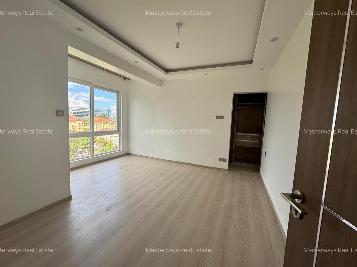 2 Bed Apartment with En Suite in Westlands Area - 6