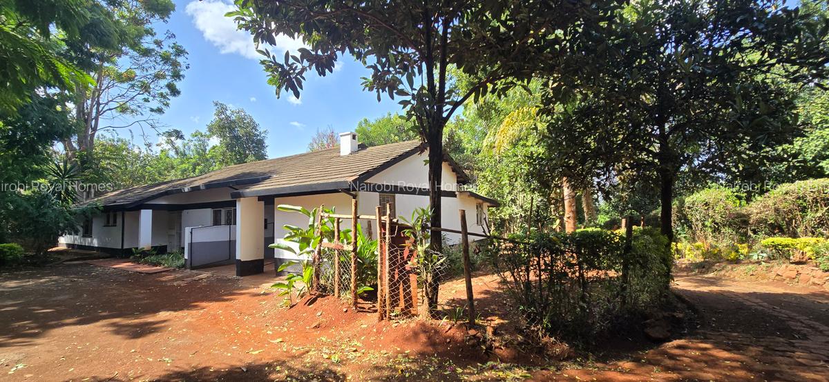 4 Bed House with En Suite at Loresho Crescent - 12