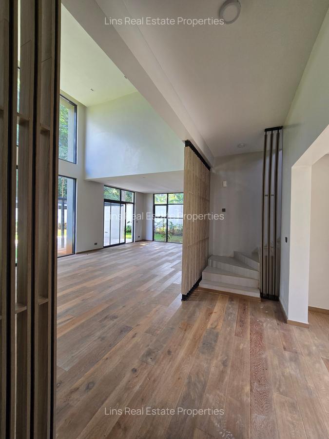5 Bed Townhouse with En Suite in Runda - 15