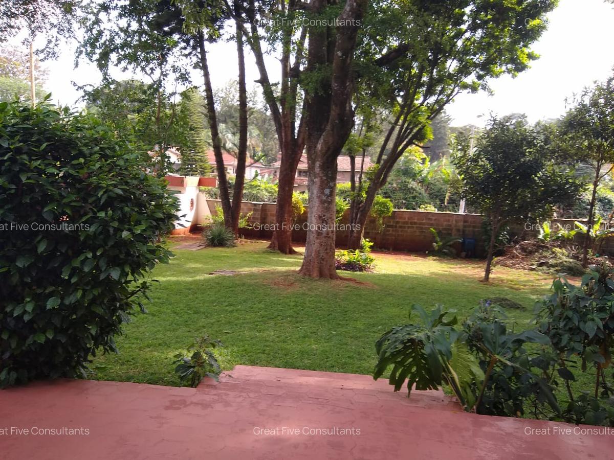 5 Bed Villa with En Suite in Runda - 13