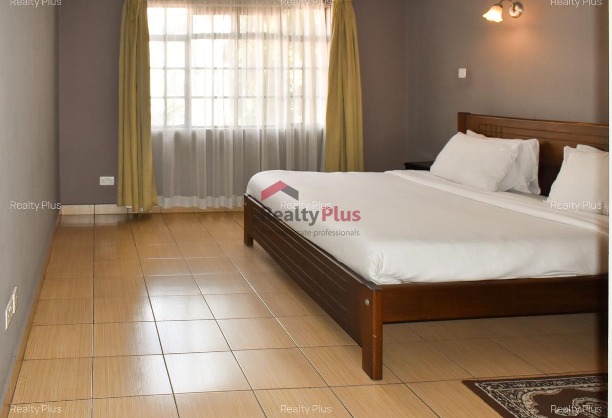 2 Bed Apartment with En Suite in Riara Road - 4