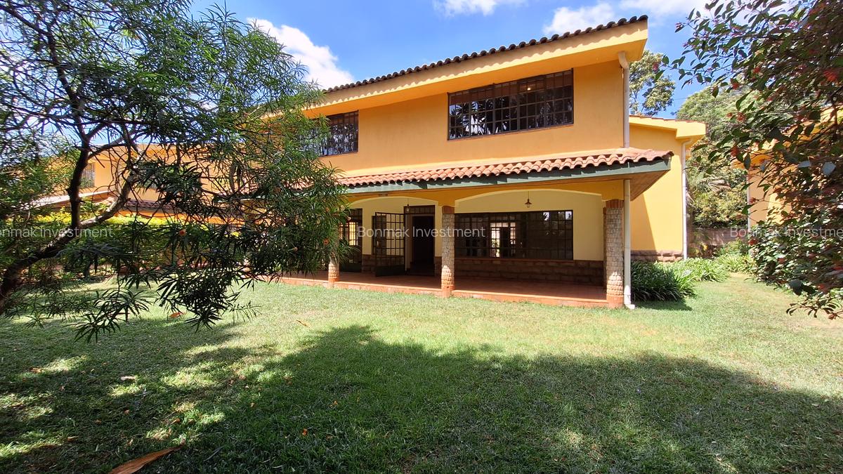 4 Bed Townhouse with En Suite at Lavington Green - 1