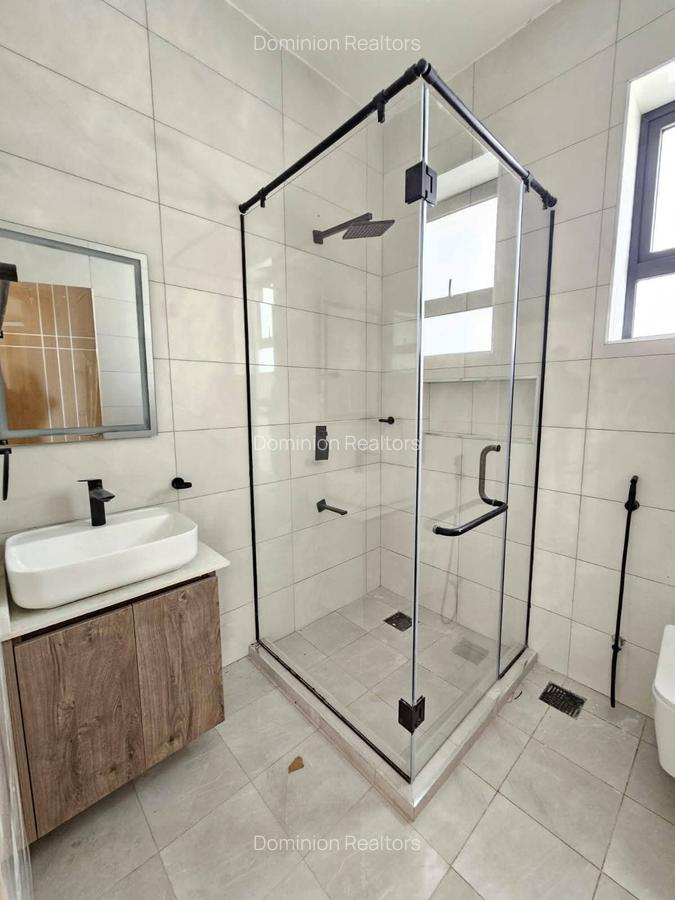 3 Bed Apartment with En Suite in Westlands Area - 17