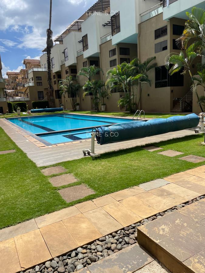 Serviced 1 Bed Apartment with En Suite in Lavington - 12