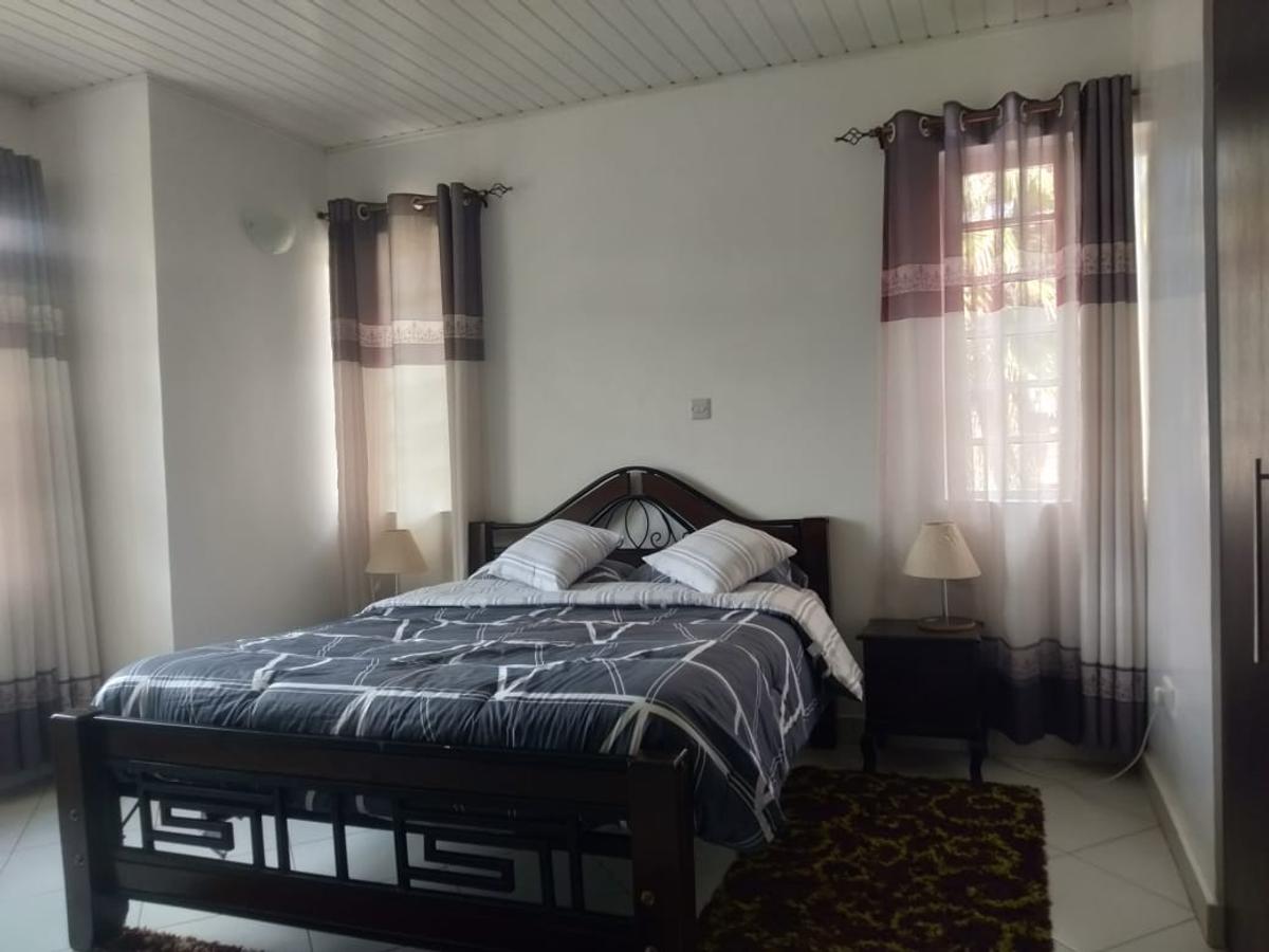 Furnished 2 Bed Apartment with En Suite in Runda - 6