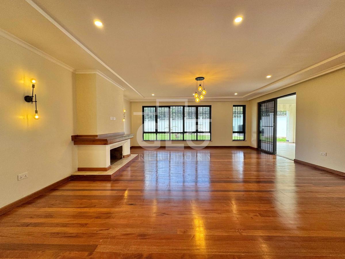 6 Bed Villa with En Suite in Loresho - 7