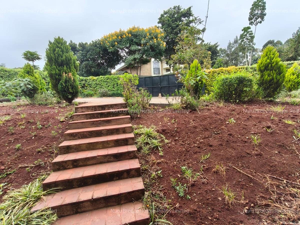 5 Bed Townhouse with En Suite in Karen - 19