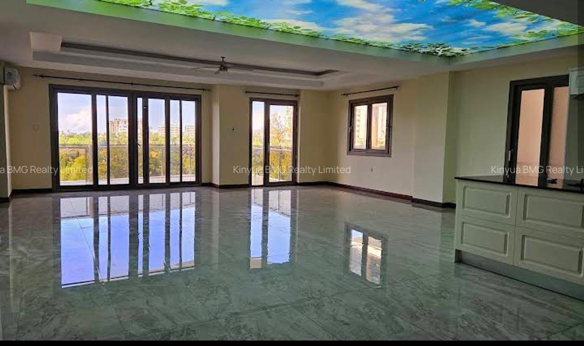 2 Bed Apartment with En Suite in Nyali Area - 3