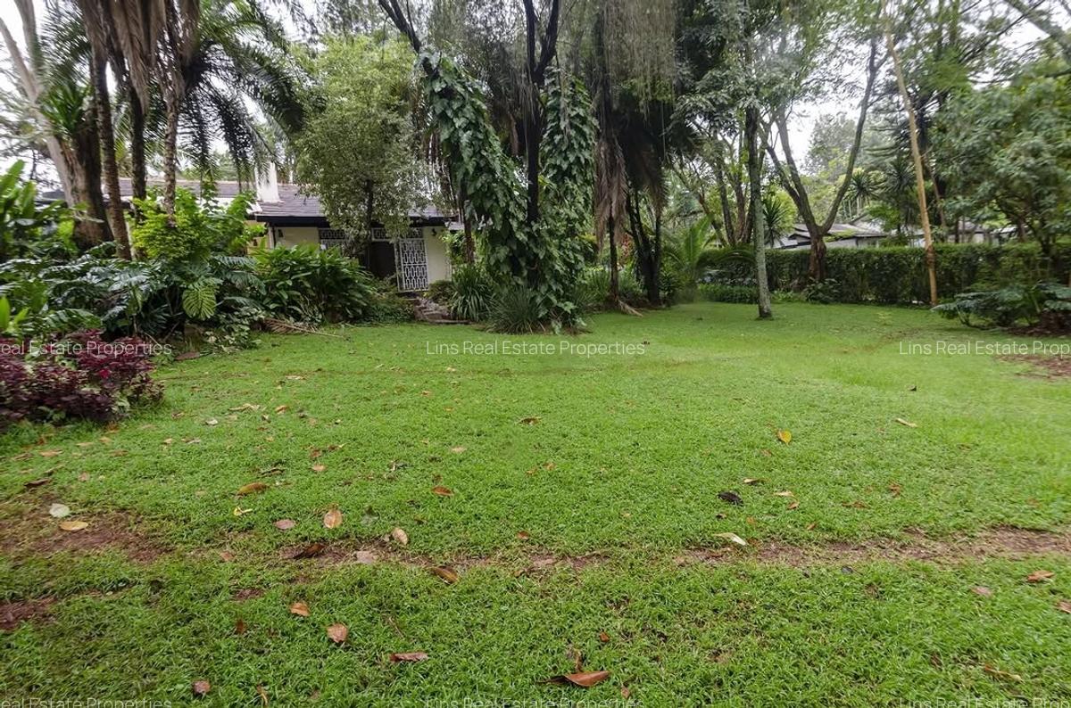 4 Bed House with En Suite in Loresho - 1