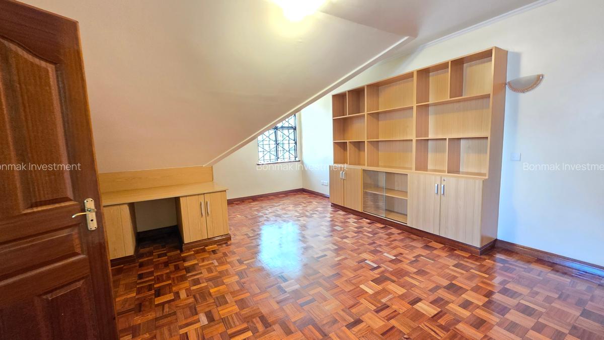 4 Bed Townhouse with En Suite at Kaputei Gardens - 18