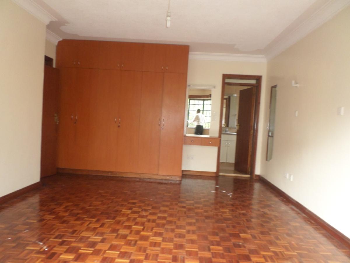 4 Bed Apartment with En Suite at Kilimani - 19