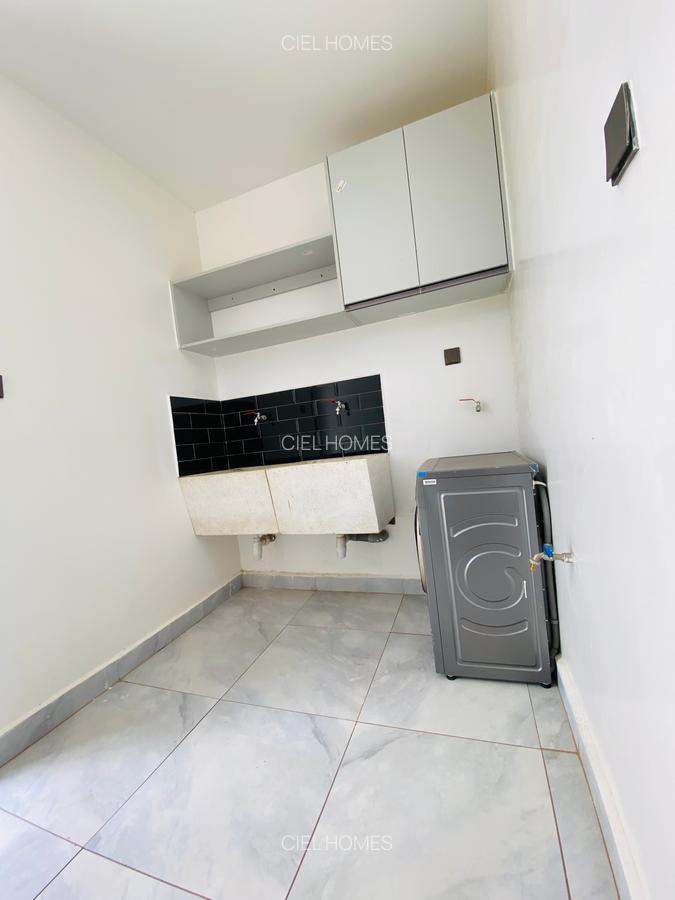 4 Bed Villa with En Suite at Eastern Bypass - 9