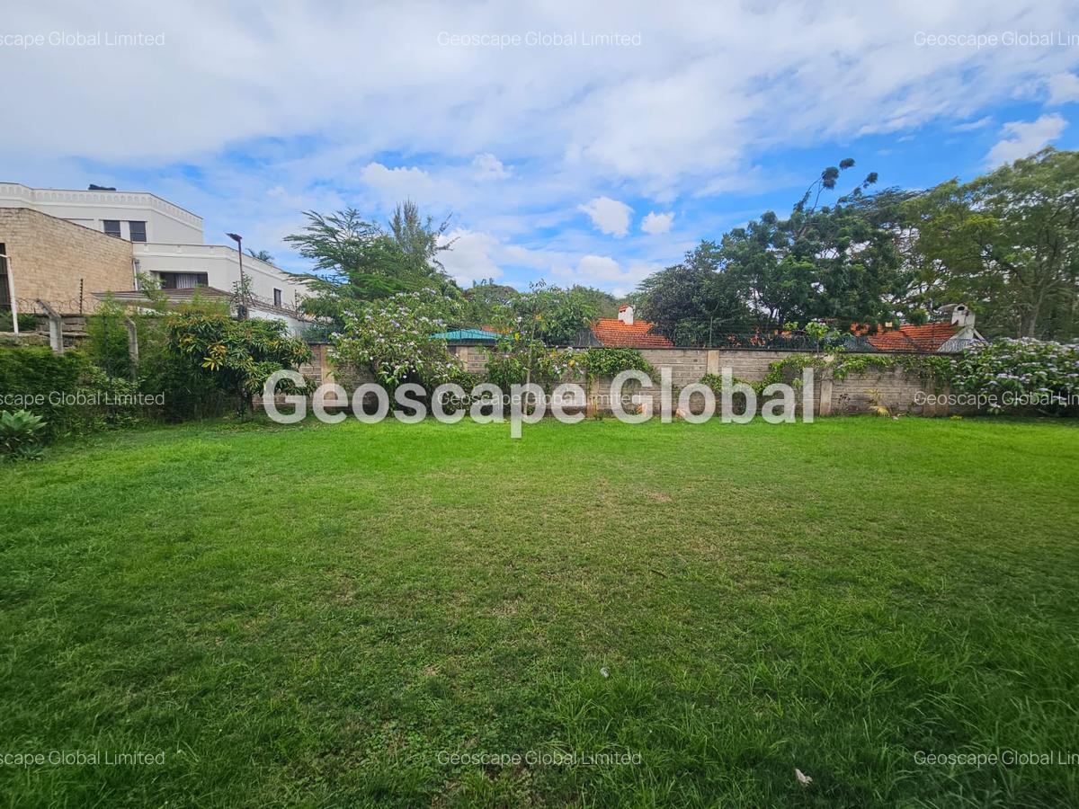 5 Bed Townhouse with En Suite in Lavington - 5