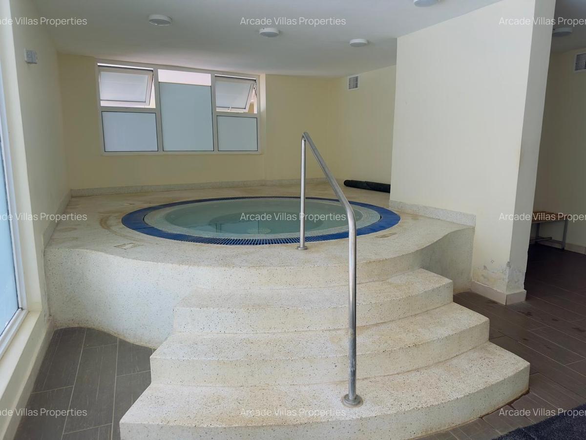 4 Bed Apartment with En Suite in General Mathenge - 5