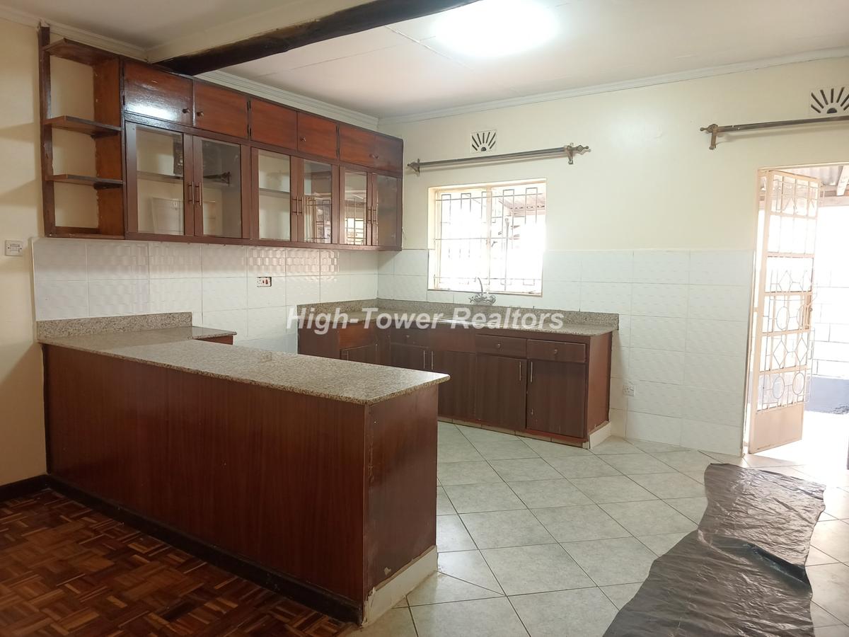 4 Bed House with En Suite in Karen - 5