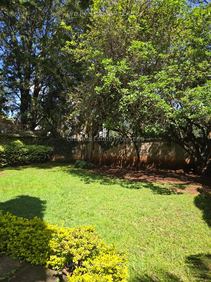 5 Bed Townhouse with En Suite in Lavington - 8