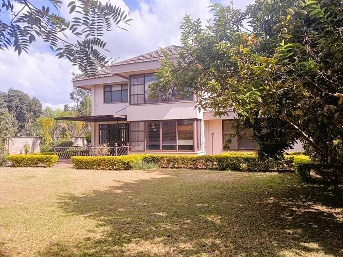 4 Bed House with En Suite in Ridgeways - 5