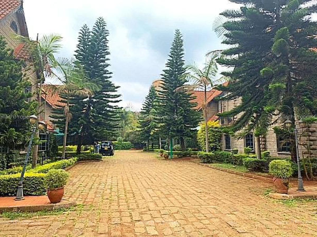 5 Bed Townhouse with En Suite in Kileleshwa - 4